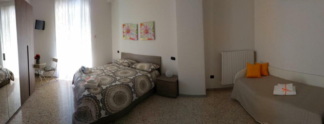 B&B Malaga Salerno Eksteriør billede