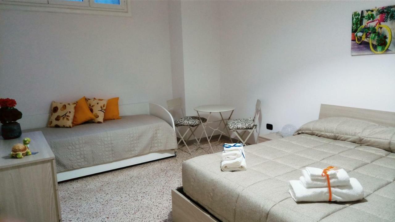 B&B Malaga Salerno Eksteriør billede